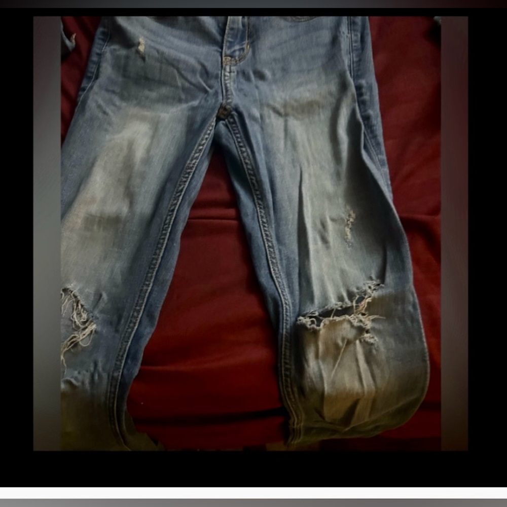 ABERCROMBIE & FITCH SKINNY JEANS